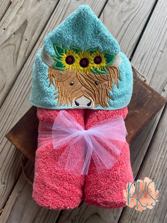Highland Cow Hooded Towel